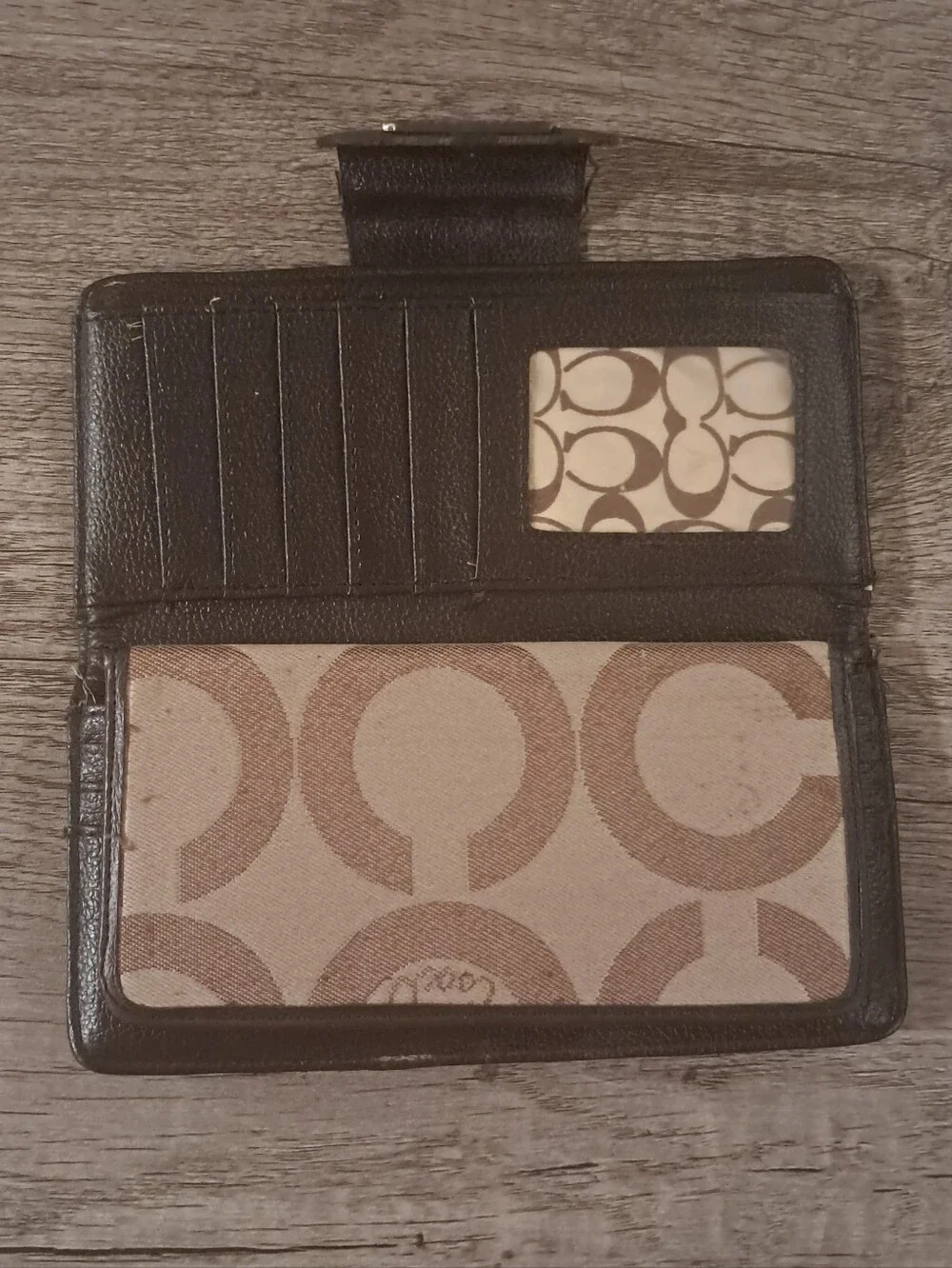 COACH Signature Canvas Continental Wallet in Brown/Tan